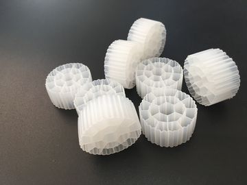 kaufen Weißfarbige HDPE Filtermedien, Kunststofffiltermedien Langlebigkeit online manufacture