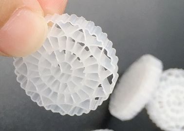 kaufen PE63 Blütenform MBBR Bio Media mit großer Fläche 1200m2/m3 online manufacture
