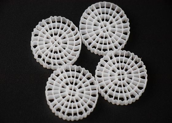 kaufen Hohe Flächenfläche K1 Filtermedien Weiß jungfräuliches HDPE-Material Energieeinsparung online manufacture