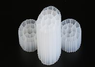 Jungfrau HDPE materielles MBBR Plastikfiltermaterial-weiße Farbe für Abwasserbehandlung