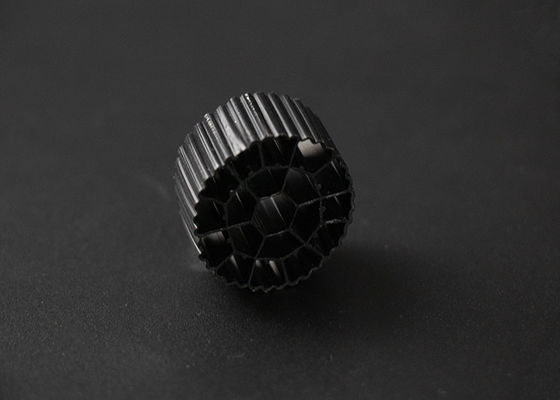 kaufen Schwarze Farbe Schwimmbad 25*12MM Mbbr Biofiltermedien HDPE-Material online manufacture