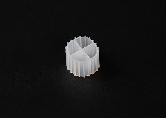 kaufen Weiße Farbe Hdpe MBBR Biofiltermedien 900m2/M3 Große Fläche online manufacture