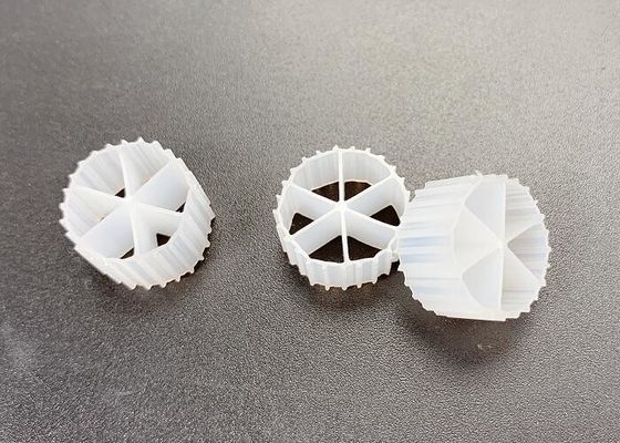 kaufen Biozell-Bio-Träger PE04 6 Räume MBBR Bio-Kugeln Filtermedien für anaeroben Tank online manufacture