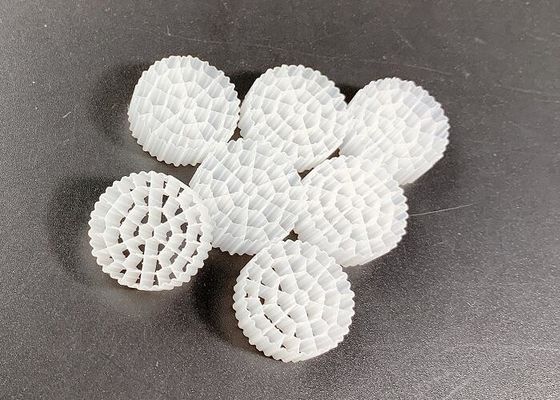 kaufen Weiße Farbe SBR Prozesswasserbehandlung MBBR Filtermedien ROHS REACH online manufacture