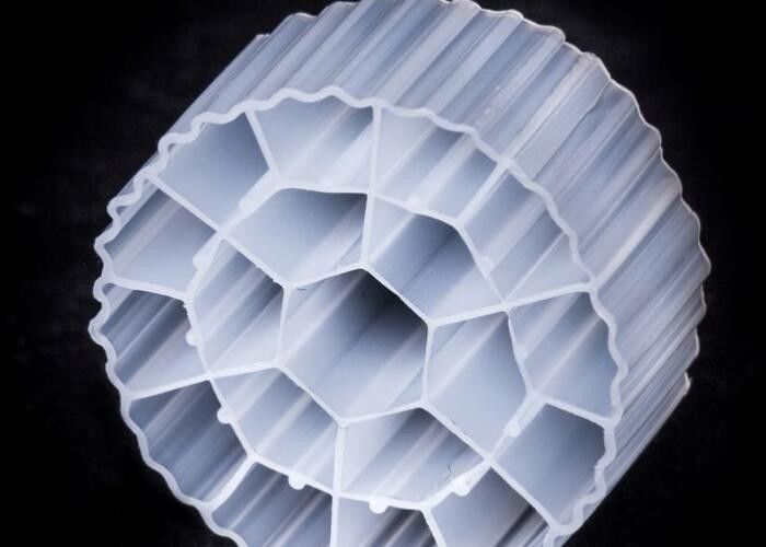Filtermaterial-Jungfrau HDPE Material 100% des Biofilm-Reaktor-Fisch-Teich-MBBR