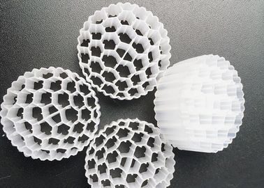 Aerobe Kunststoff MBBR K1 BIO Filtermedien Abwasserbehandlung 800m2 / M3 schwimmender Träger