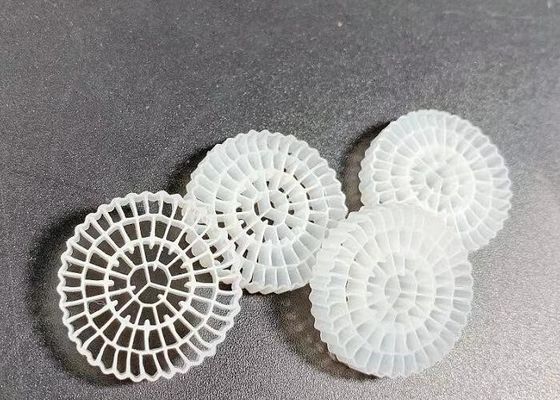 75 Räume Biozelle MBBR Filtermedien Superdekarburisierung für RAS Aquakultur