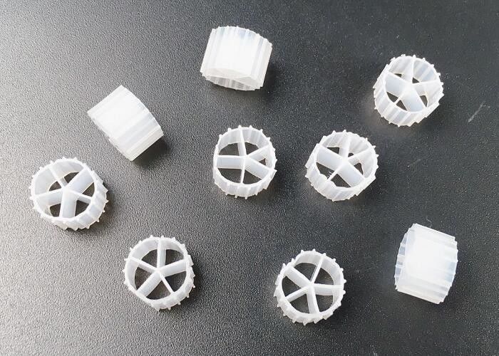 MBBR Kugelschlag-Plastikfiltermedien BOD / COD und Stickstoffentfernung