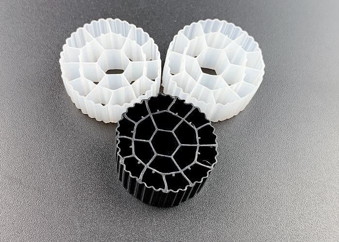 Weiße Farbe Jungfrau PE Mbbr Trägermedien für die IFAS-Prozessanforderung