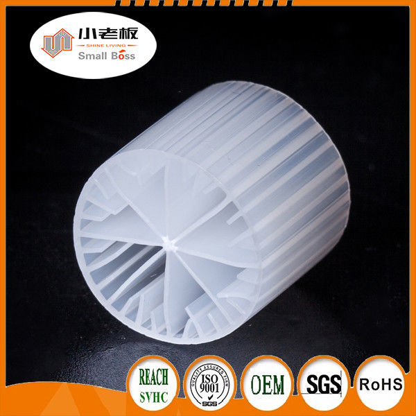 15*15mm mit weißer Farbe und unbehandeltem HDPE-Material MBBR-Filtermedien für anaerobe Behälter