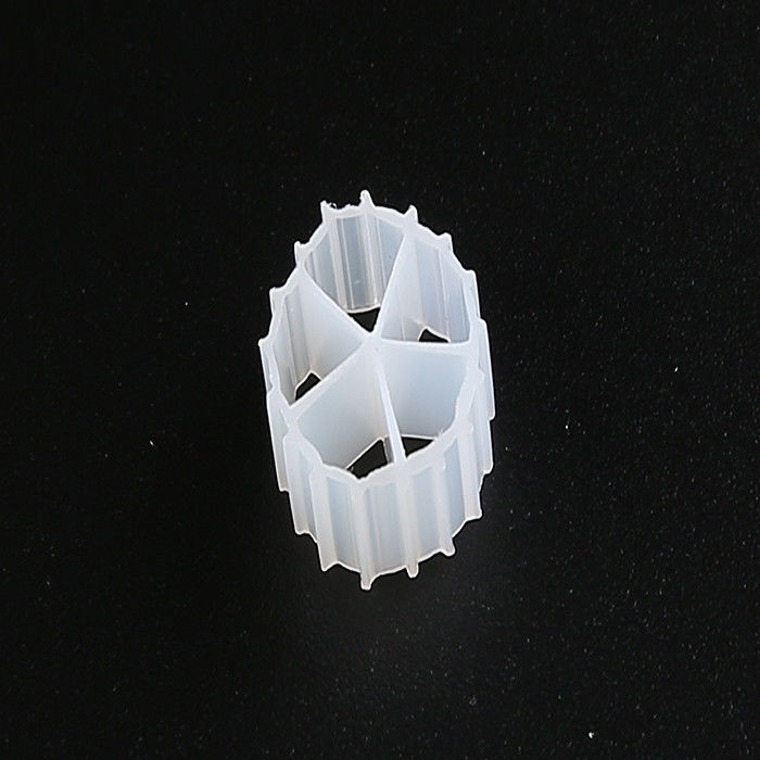 Natürliche Farbe MBBR Filtermedien und jungfräuliches HDPE Material MBBR Bio Medien für RAS 10*7mm