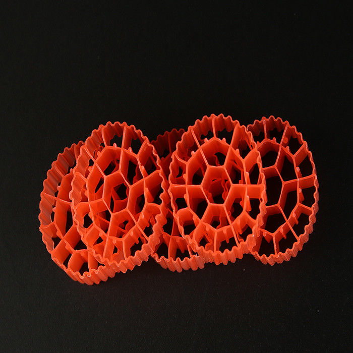 Rot/Gelb Kunststoff MBBR Bio-Medien K1 500 m2/m3 Oberfläche mit weißer Farbe