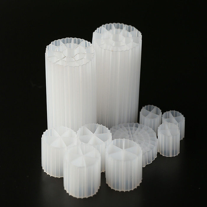 MBBR-Biopippe Weiße Farbe und HDPE-Material K3 Filtermedien Stoßbeständigkeit und gute Oberfläche als K1-Teichfilter