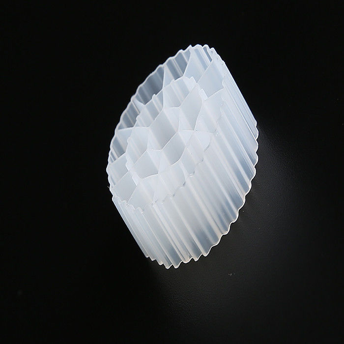 China Fabrik k1 kaldnes Kunststoff Fischfarm Medien schwimmender Bioträger für Aquakultur RAS mbbr Reaktor HDPE FDA SAFTY