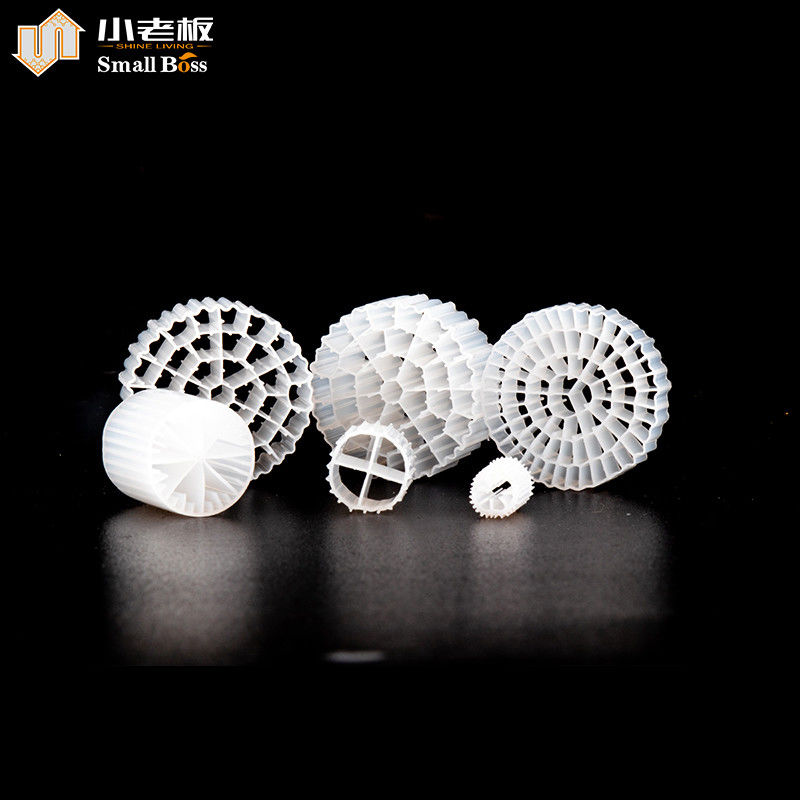 PE38 Bewegungsbett Biofilmreaktor Weiß Naturfarbe Jungfrau HDPE Material Mbbr Träger