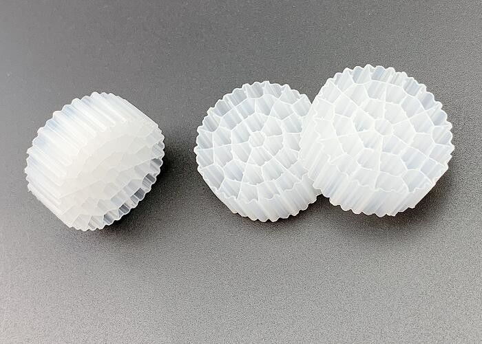 Weiße Farbe 25*10MM PE Mbbr Schwimmfiltermedien
