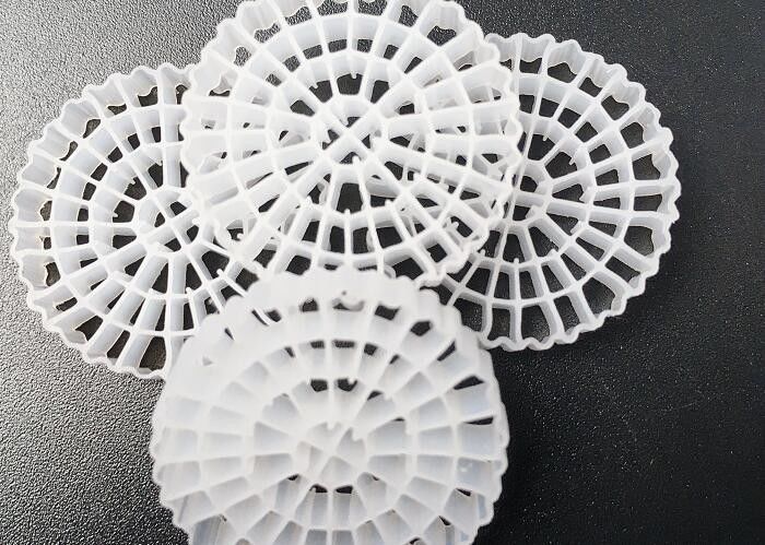 K3 Kaldnes Mbbr Schwimmkugeln BIO Filtermedien Hdpe 25*4mm Weiß Farbe