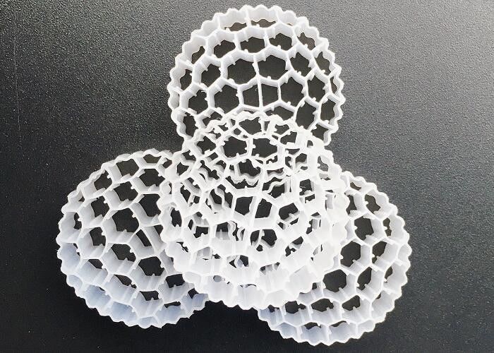 38 Löcher Große Fläche 25*10mm K1 Filtermedien Fda Safty Eco Weißfarbmaterial