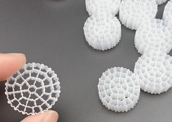 MBBR Bio Ball Abwasserbehandlung Kunststofffiltermedien 25*10MM