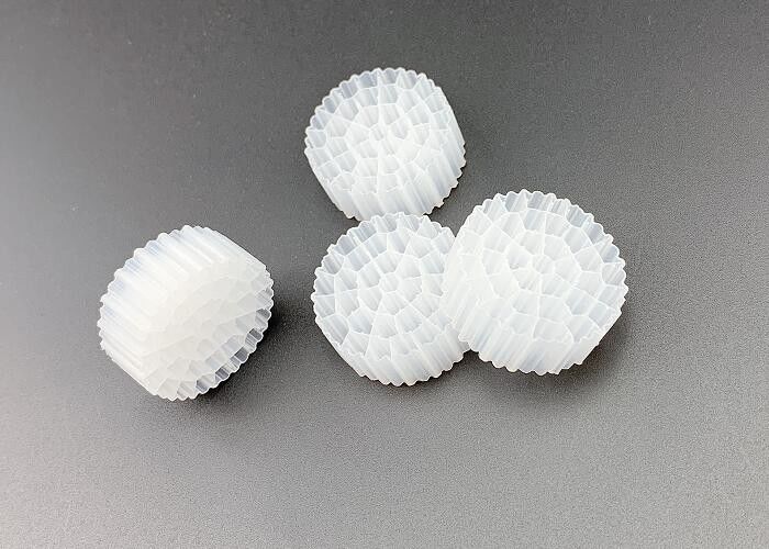 Wasseraufbereitung Große Fläche MBBR Biozellfiltermedien 25*10MM