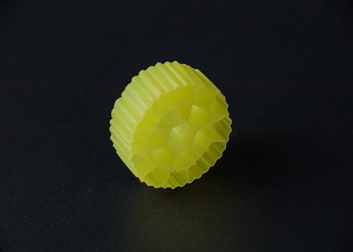 Weiße Farbe MBBR Filtermedien K3 Bio Medien Gute Stoßbeständigkeit mit jungfräulichem HDPE