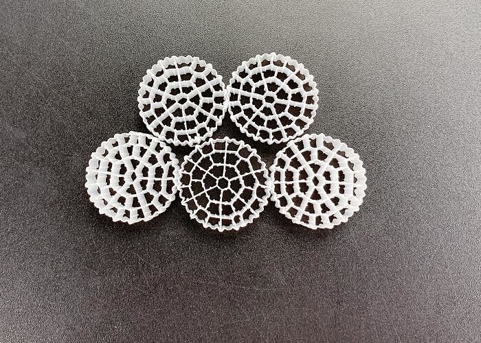 Jungfrau HDPE IFAS Technologie MBBR Flotationsfiltermedien Weiß Farbe