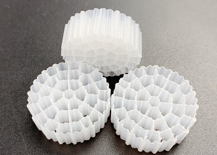 Kunststoff Biomedia Extrusionsrohr Biotube MBBR Kaldnes Filtermedien beliebige Farbe