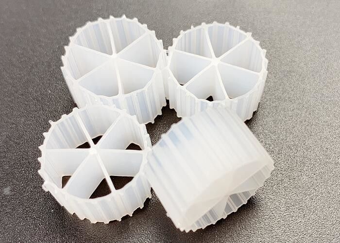 PE04 Große Fläche Weiße Farbe MBBR Bio Media 6 Zimmer 800m2/M3